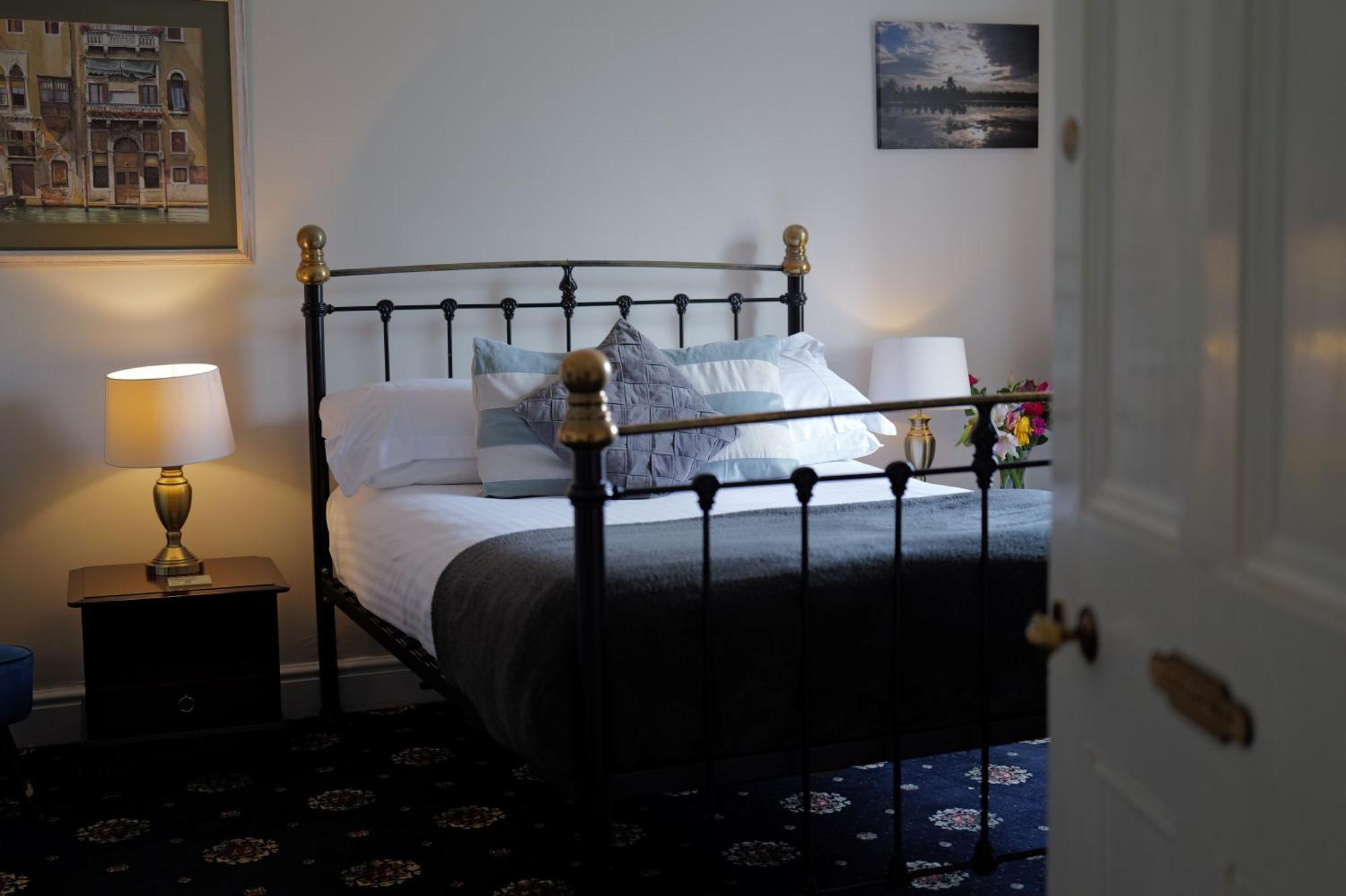 Nunney Knoll Hill Farm, The Place To Stay מראה חיצוני תמונה